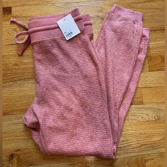 LC Lauren Conrad Pants - NWT Women's LC Lauren Conrad High-Waisted Jogger Leggings